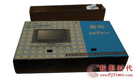 夏新LC-37HWTUP液晶電視外觀