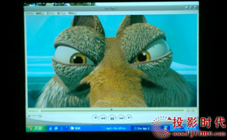 c(din)Ŵ󣬃(yu)PJ606ͶӰC(j)Ӱҕ(hu)F(xin) 