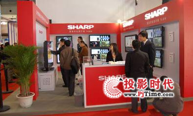 ����չ��ȫ�����4K��2K���߷ֱ���Һ���@ʾ��