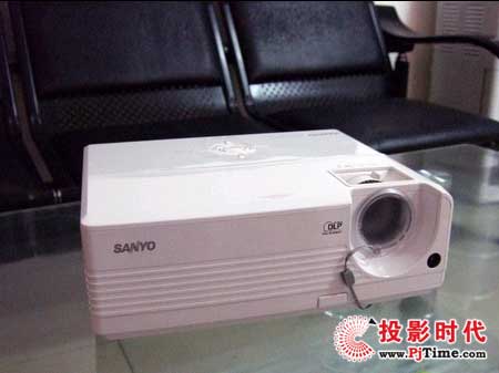 ����PDG-DSU2000CͶӰ�C(j��)