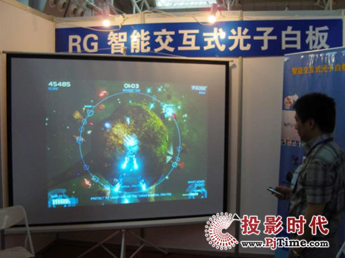 �μ{���A��57���Ї�(gu��)�̌W(xu��)�O(sh��)��չ��(hu��)ʢ�r