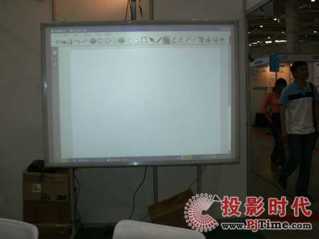 09���B�߽�չ���㽭�ٲ݈@����ʽ��Ӱװ�¡������