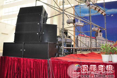 梧州學(xué)院歡送2009屆畢業(yè)生文藝晚會(huì)擴(kuò)聲系統(tǒng)工程