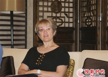 SMART Technologies˾(chung)ʼüCo-CEO Nancy KnowltonŮʿ