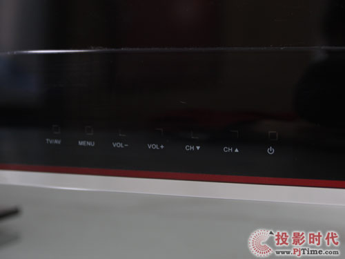 康佳LC55TS88EN液晶電視:超薄外觀工藝設計