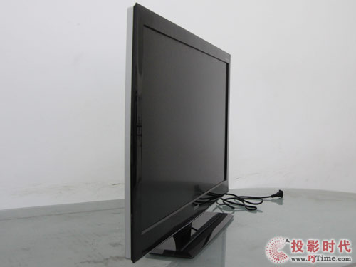 同方LE-32B90液晶電視:22mm超薄外觀工藝設(shè)計(jì)