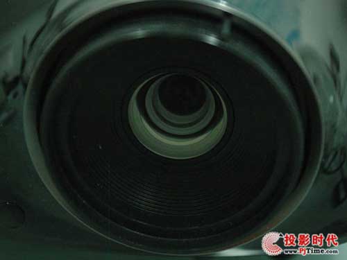 �fԪ1080PͶӰ��PK ����A600B�͊W�D�aHD20���x�l��