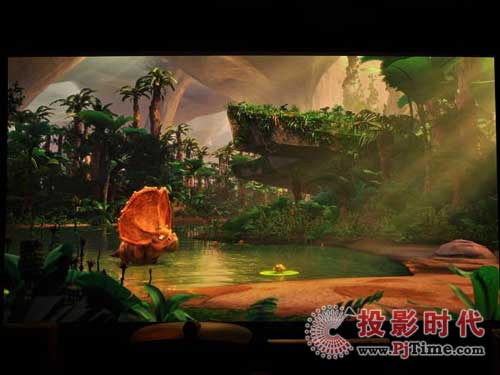 �fԪ1080PͶӰ��PK ����A600B�͊W�D�aHD20���x�l��