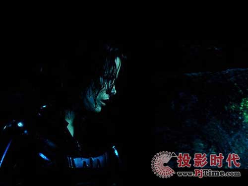 �fԪ1080PͶӰ��PK ����A600B�͊W�D�aHD20���x�l��