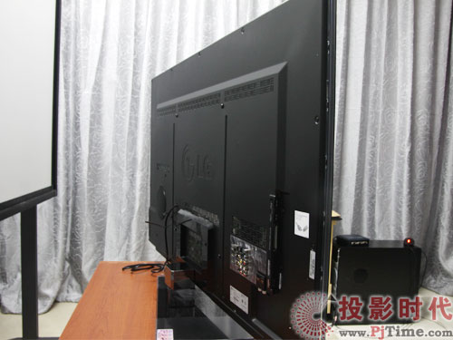 LG 55LX9500-CA(c)