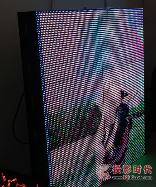 Ļҕ (tng)չ:AžSչʾLED@ʾ