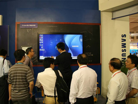 ����650TS����E-board����n��ϵ�y(t��ng)