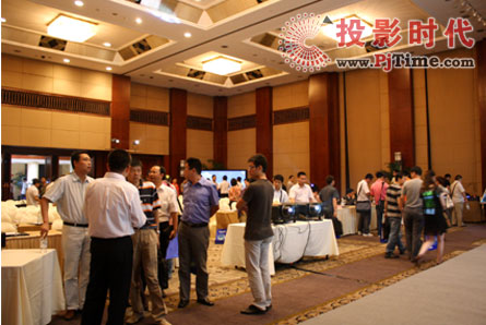 Panasonic 2010 ͶӰC(j)Ʒƽ(hu)ϺվAMY(ji)