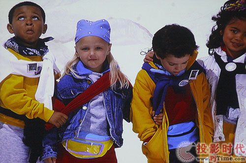 1080PҲ�H��&nbsp;�~��PL01����ͶӰ�C(j��)�u(p��ng)�y(c��)_�DƬ�c���֜y(c��)ԇ