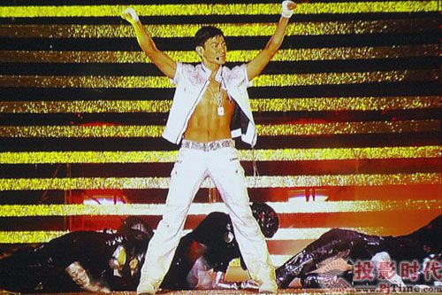 1080PҲ�H��&nbsp;�~��PL01����ͶӰ�C(j��)�u(p��ng)�y(c��)_ӰƬ�y(c��)ԇ