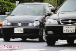 �y�}�����ɿ�ͶӰHQVҕ�l̎���l��(qi��ng)��