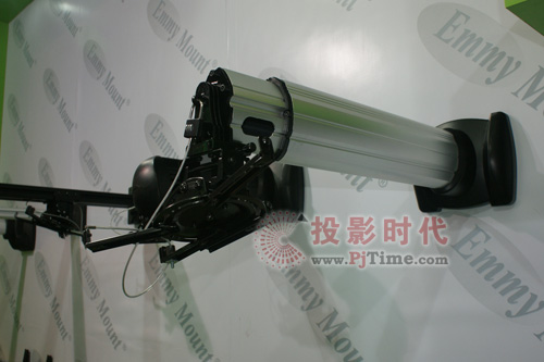 EmmyMount M系列懸臂型可調(diào)式投影機(jī)支架