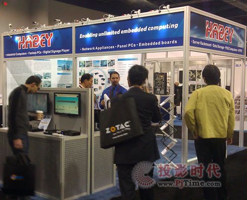 華北工控給力CES2011展示高品質(zhì)行業(yè)專用計(jì)算機(jī)