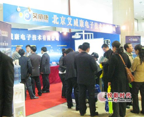 ���������b��չʾ��(hu��)������������ȭ������