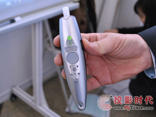 ΢��Ƽ��W���ǈ� 2011���������b��չ�L(f��ng)��o��