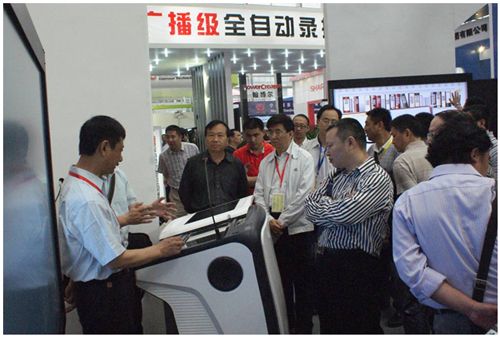 �ɶ����Jչ��ȫϵ�|��Һ����Ӱװ�