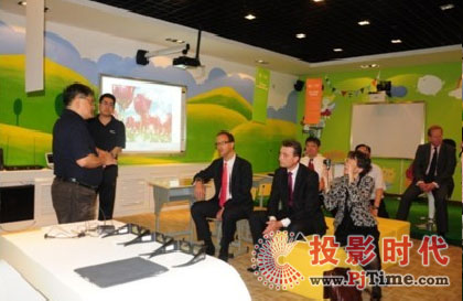 ���m�������Ļ��ͿƌW(xu��)������F(tu��n)���^���w�(y��n)�A�����ǿ͑��w�(y��n)����