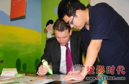 ���m�������Ļ��ͿƌW(xu��)������F(tu��n)���^���w�(y��n)�A�����ǿ͑��w�(y��n)����