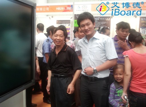 ������(i-board)�a(ch��n)Ʒ�M�v�|�˲��[��