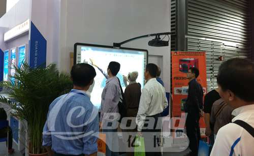 �p�˕����M�@��(y��u)��(sh��) �|���߽���(hu��)�����չ�