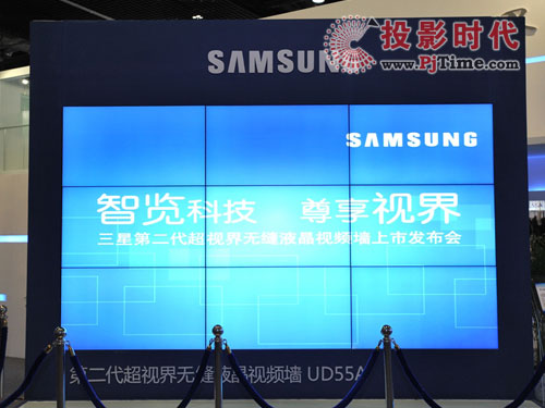 �������ô���Ļ�@ʾ�������Gɫ���M�е���