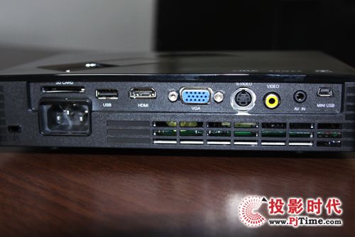 ��(y��u)��PLED-W500�ӿ�