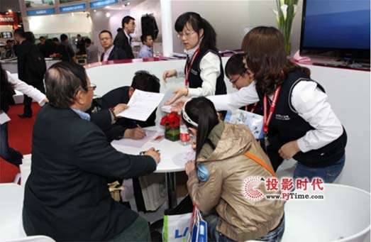 InfoComm(qing)ƳVZ-HD3500HCzC(j)