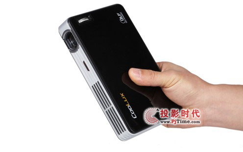 LED΢��ͶӰ�C(j��)�ᘷҕX2�������̄�(w��)��ʾ