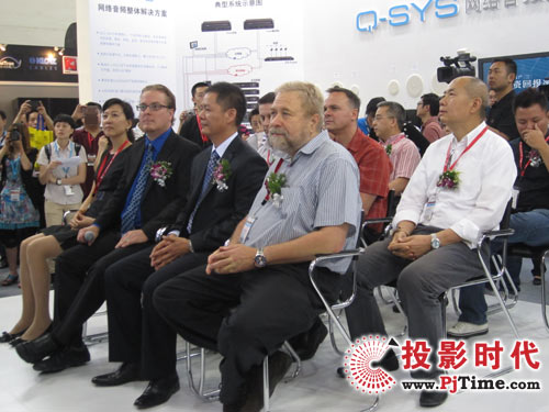2012PALMչ  QSC Q-SysһwC(j)ʢl(f)