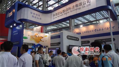 �̌W(xu��)��(y��ng)��չ �|���|��ϵ�д�Ů���