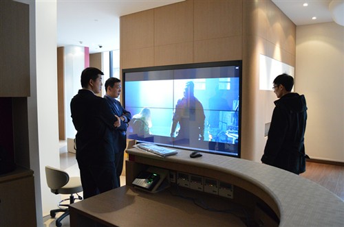 拼接觸摸一體 NEC顯示器走進美華醫(yī)院