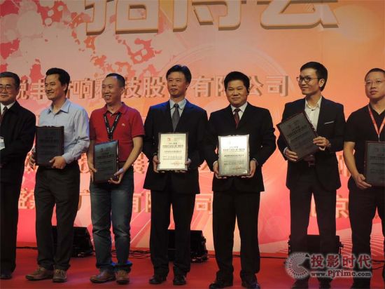 ���͹�늘s�@�ИI(y��)23��(qi��ng) �C��(ji��ng)�xʽ�ھ��e��