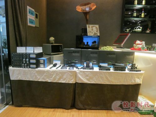 �V�R(li��n)��Sennheiser�e�kXS�o��ԒͲ�ƽ������վ