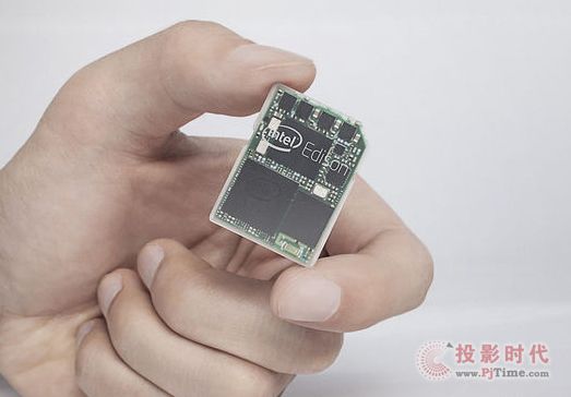 英特爾發(fā)布超迷你電腦 僅SD卡大小
