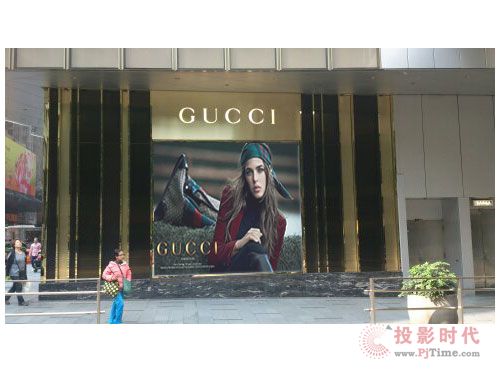 Ʒζ�����피�(j��)�r(sh��)����������LED�@ʾ������Gucci��Ş��