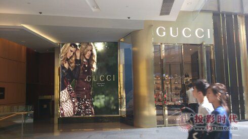 Ʒζ�����피�(j��)�r(sh��)����������LED�@ʾ������Gucci��Ş��