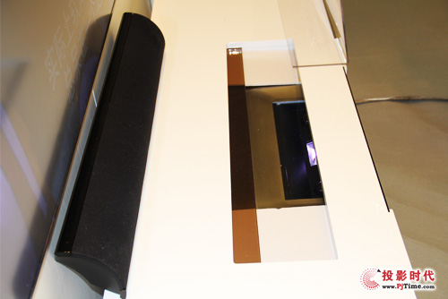 ҕLaser TVͥʘͶӰC