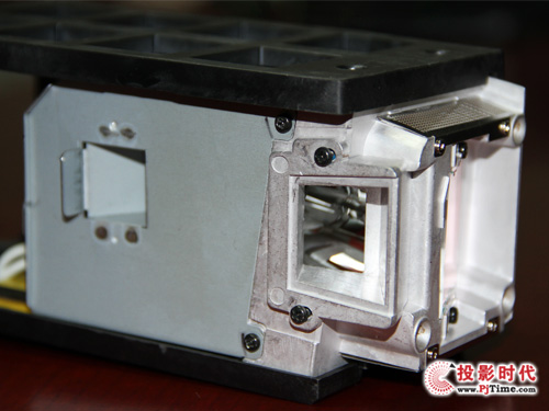 �곞P7505��������ͶӰ�C(j��)�������^