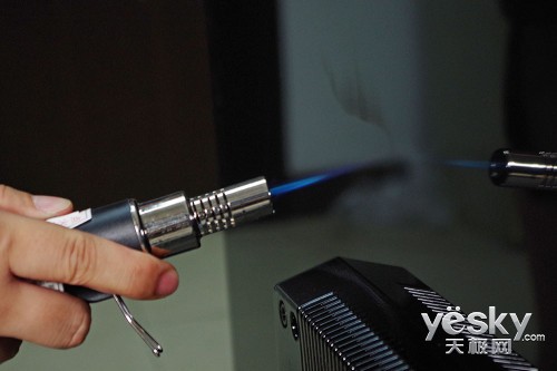 ߲ˤğSlim TV(zhn)O