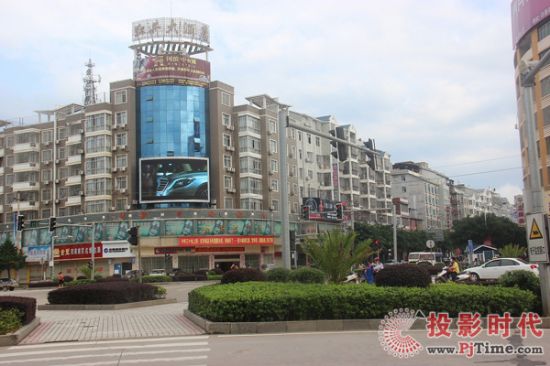 �βʹ��LED��������tɫ�ʶ��������