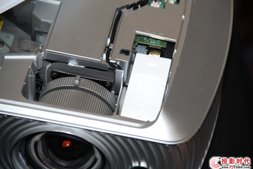곞ʽl(f)̽1080PͶӰC(j)H7750ST ^ȿ