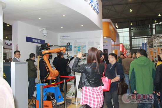 ���I(y��)�_(d��)�ɹ���չȫ���߽��O(sh��)��x��չʾ��