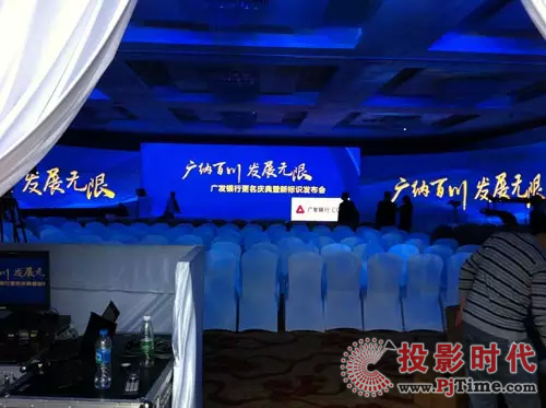 R3���U�����(sh��)ϯ�����(n��i)3000m2���U���Ј�(ch��ng)