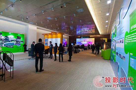 D2-_(ti)_(d)ҕӍInfoComm-China-2016ȫչʾ-DLPLCDСg-LED̘I(y)ͶӰD@ʾơܱO(jin)cҕI(lng)ȫI(lng)ȵĮa(chn)ƷcQ