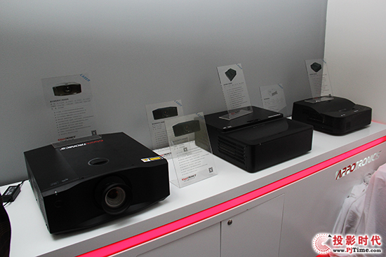 WeMAXӰԺҫ yȫͶӰa(chn)ƷInfoComm